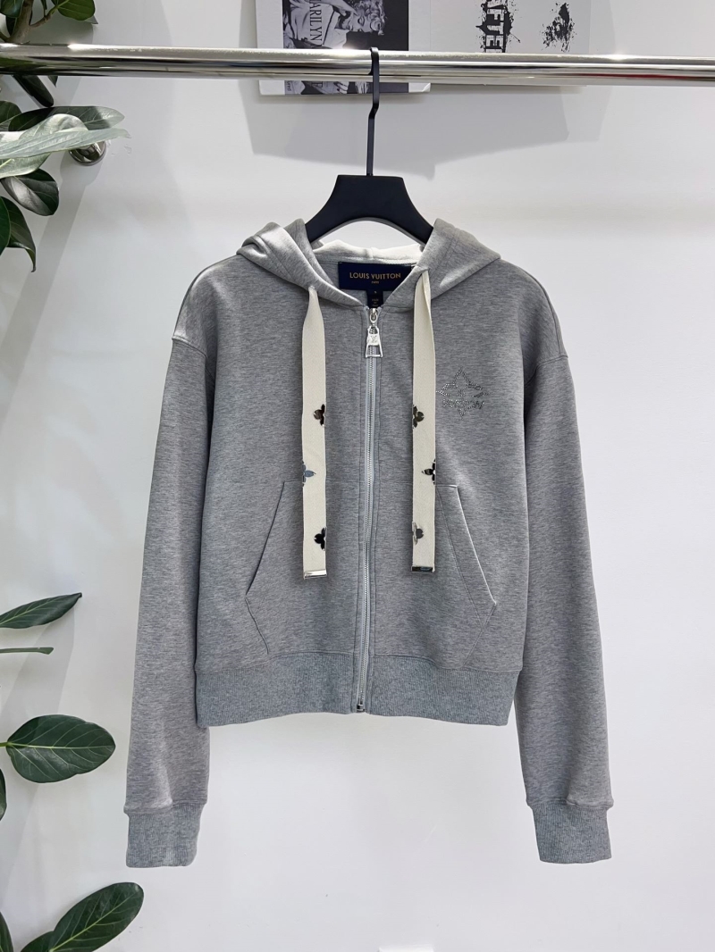 l0vis Vvtt0n outwear